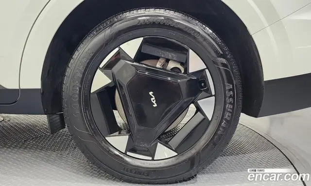 Kia Carnival 2025 1.6 автомат (гидро), миниатюра 6 Kia Carnival 2025 1.6 автомат (гидро), миниатюра 6