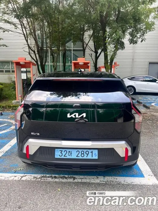 Kia EV3 2025 автомат (гидро), фото 5 Kia EV3 2025 автомат (гидро), фото 5