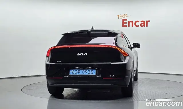 Kia EV6 2023 0.1 автомат (гидро), миниатюра 3 Kia EV6 2023 0.1 автомат (гидро), миниатюра 3