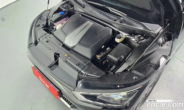 Kia EV6 2023 0.1 автомат (гидро), миниатюра 5 Kia EV6 2023 0.1 автомат (гидро), миниатюра 5