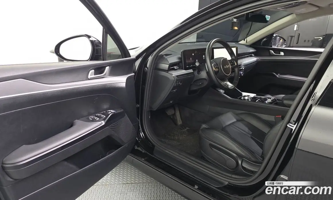 Kia K5 (Optima) 2025 2.0 автомат (гидро), фото 13 Kia K5 (Optima) 2025 2.0 автомат (гидро), фото 13