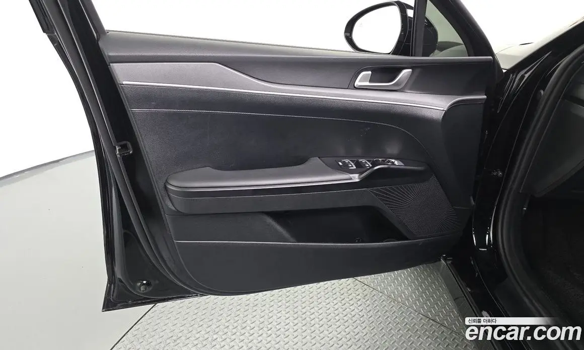 Kia K5 (Optima) 2025 2.0 автомат (гидро), фото 14 Kia K5 (Optima) 2025 2.0 автомат (гидро), фото 14