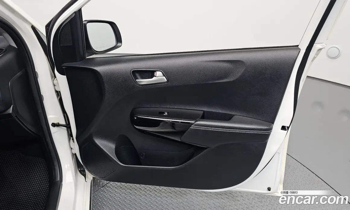 Kia Morning 2018 1.0 автомат (гидро), фото 14 Kia Morning 2018 1.0 автомат (гидро), фото 14