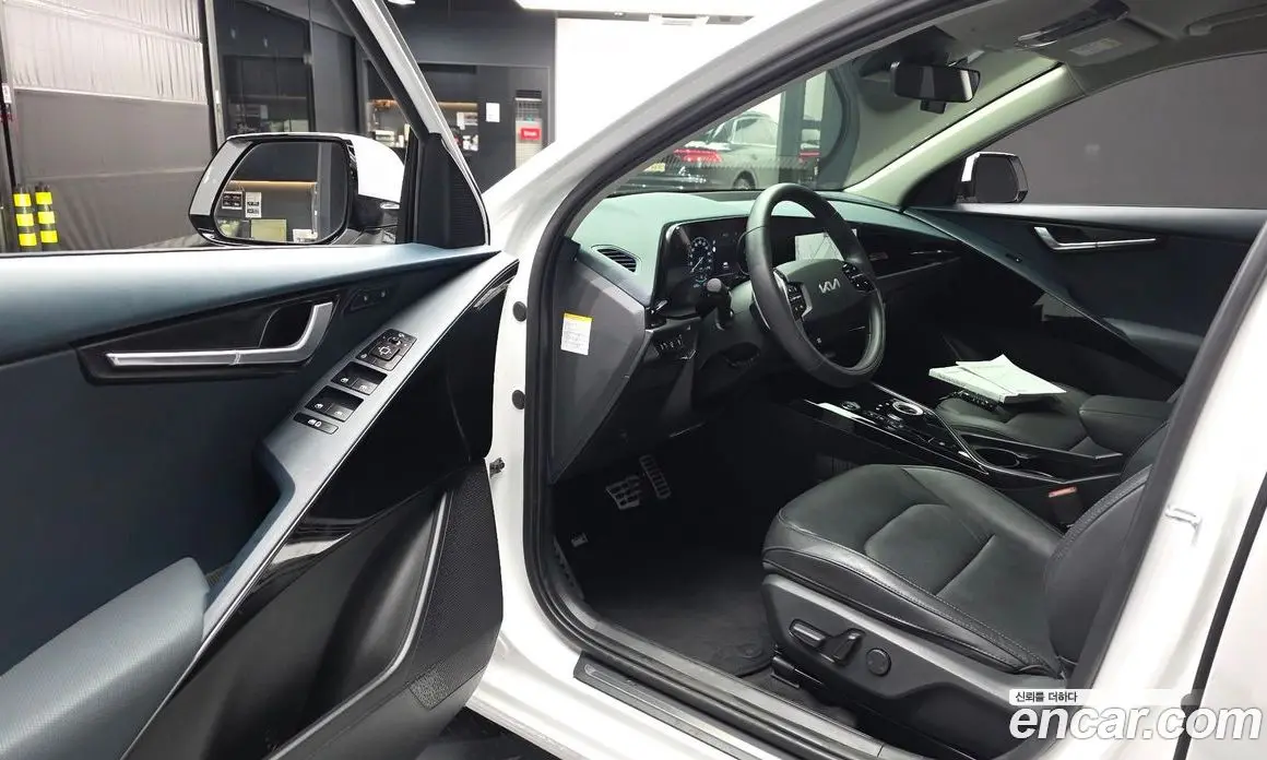 Kia Niro 2022 0.2 автомат (гидро), фото 13 Kia Niro 2022 0.2 автомат (гидро), фото 13