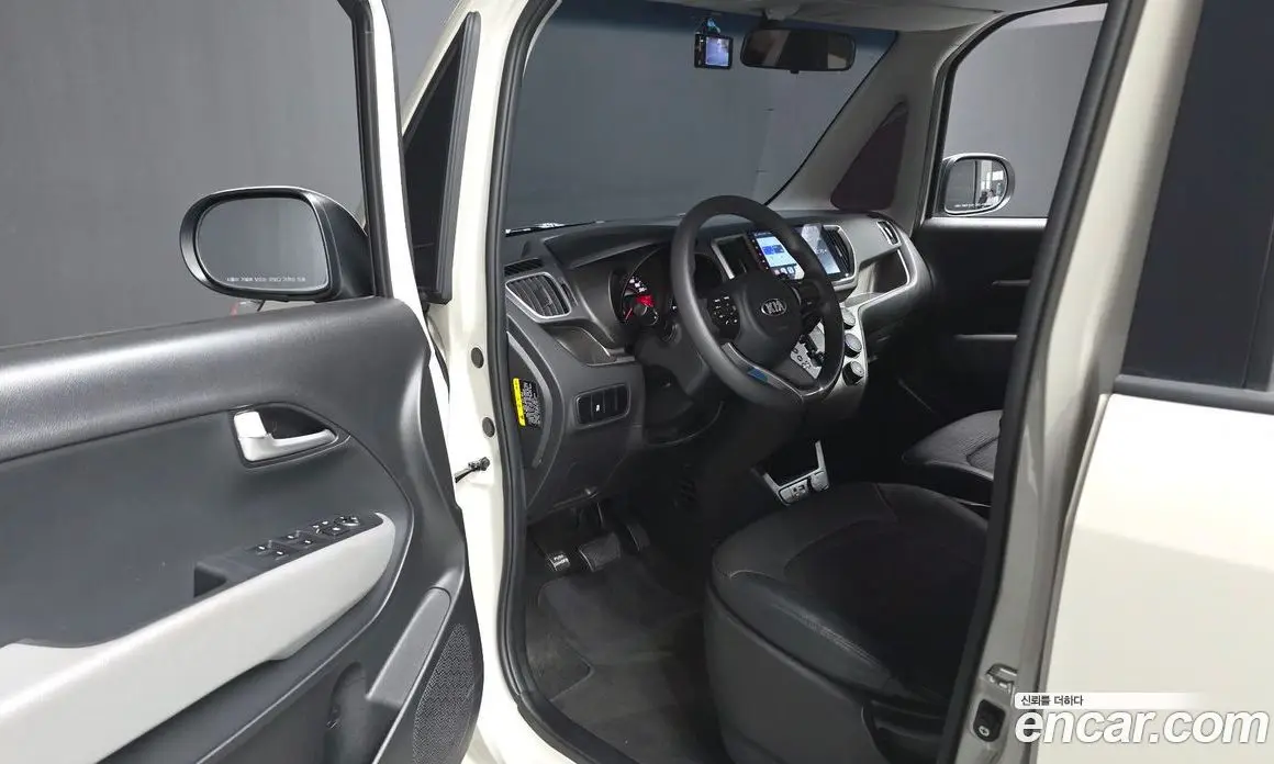 Kia Ray 2019 1.0 автомат (гидро), фото 13