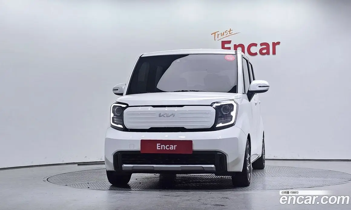 Kia Ray 2023 1.0 автомат (гидро), фото 3