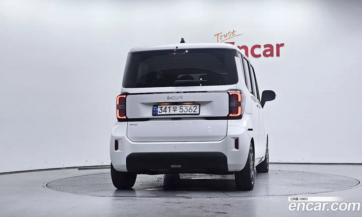 Kia Ray 2023 1.0 автомат (гидро), фото 4