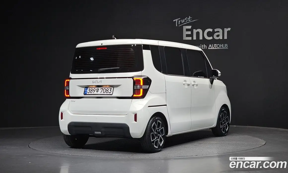 Kia Ray 2023 1.0 автомат (гидро), фото 1 Kia Ray 2023 1.0 автомат (гидро), фото 1