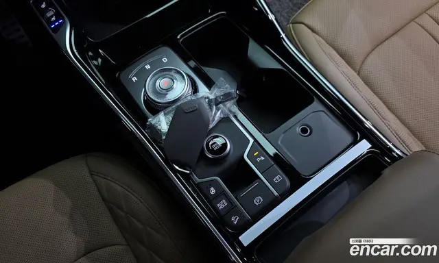 Kia Sorento 2023 1.6 автомат (гидро), миниатюра 12
