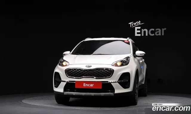 Kia Sportage 2020 2.0 автомат (гидро), миниатюра 3