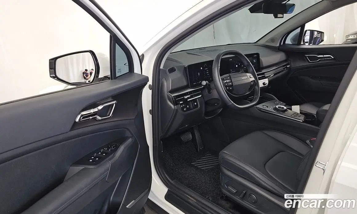 Kia Sportage 2025 1.6 автомат (гидро), фото 13 Kia Sportage 2025 1.6 автомат (гидро), фото 13