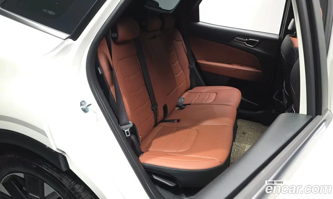 Kia Sportage 2025 1.6 автомат (гидро), фото 18 Kia Sportage 2025 1.6 автомат (гидро), фото 18