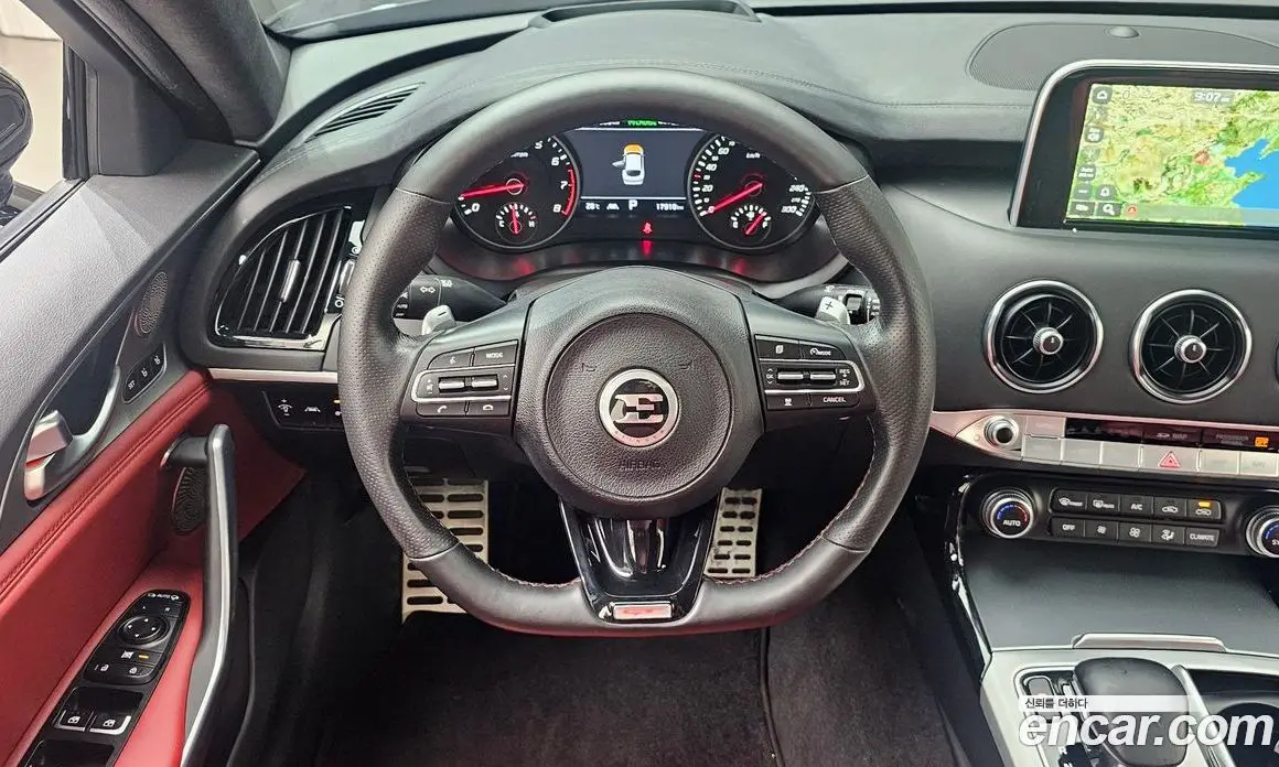 Kia Stinger 2018 3.3 автомат (гидро), фото 19