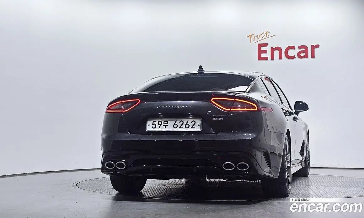 Kia Stinger 2018 3.3 автомат (гидро), фото 4