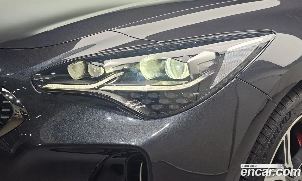 Kia Stinger 2018 3.3 автомат (гидро), фото 8