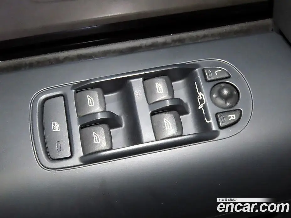 Land Rover Freelander 2013 2.2 автомат (гидро), фото 13 Land Rover Freelander 2013 2.2 автомат (гидро), фото 13