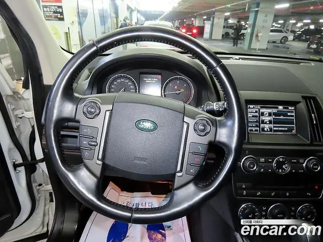 Land Rover Freelander 2013 2.2 автомат (гидро), миниатюра 8 Land Rover Freelander 2013 2.2 автомат (гидро), миниатюра 8