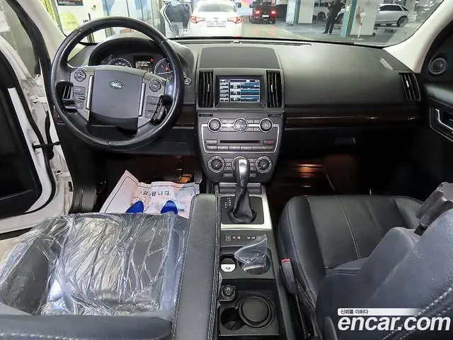 Land Rover Freelander 2013 2.2 автомат (гидро), миниатюра 10 Land Rover Freelander 2013 2.2 автомат (гидро), миниатюра 10