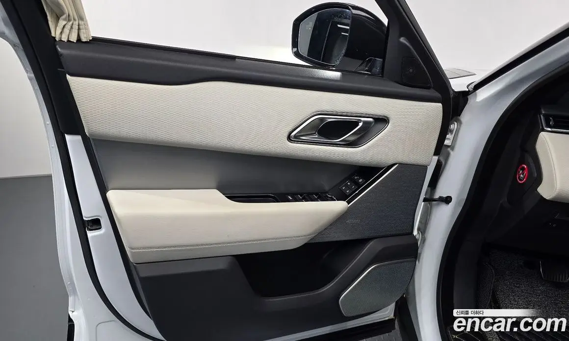 Land Rover Range Rover Velar 2019 2.0 автомат (гидро), фото 14