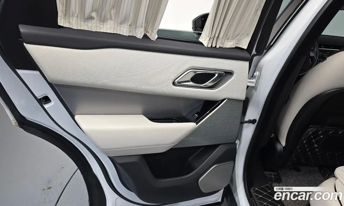 Land Rover Range Rover Velar 2019 2.0 автомат (гидро), фото 15