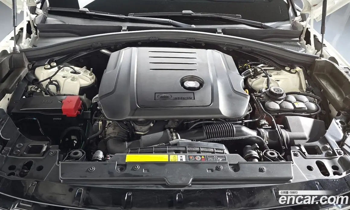 Land Rover Range Rover Velar 2019 2.0 автомат (гидро), фото 6