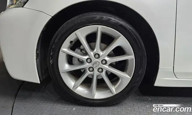Lexus CT200h 2013 1.8 автомат (гидро), миниатюра 4