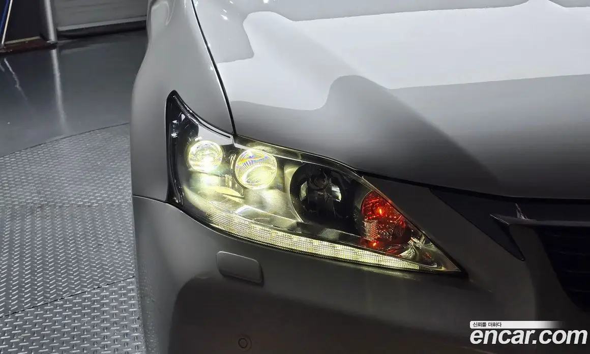 Lexus CT200h 2013 1.8 автомат (гидро), фото 7