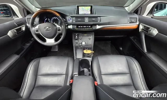 Lexus CT200h 2013 1.8 автомат (гидро), миниатюра 9
