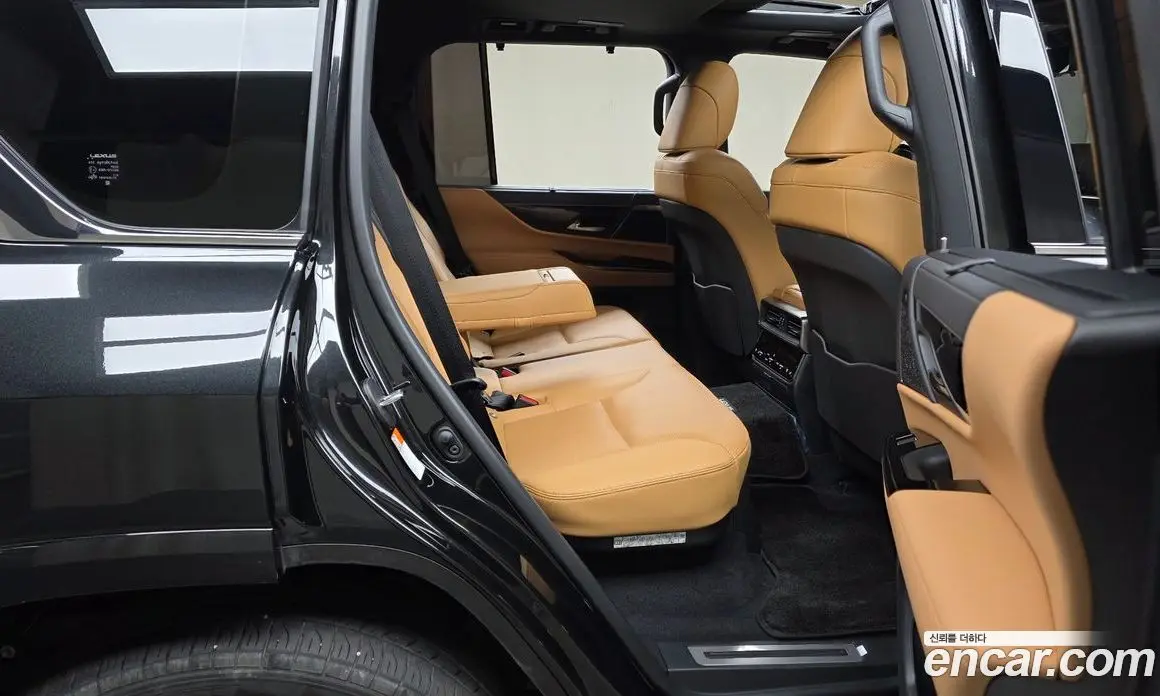 Lexus LX 2025 3.4 автомат (гидро), фото 16