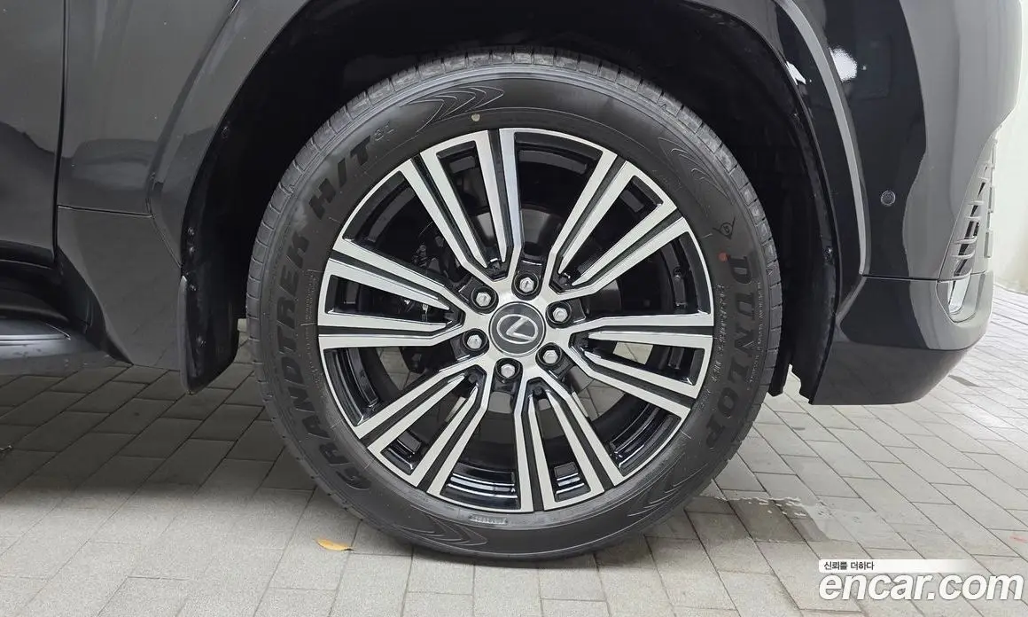 Lexus LX 2025 3.4 автомат (гидро), фото 6