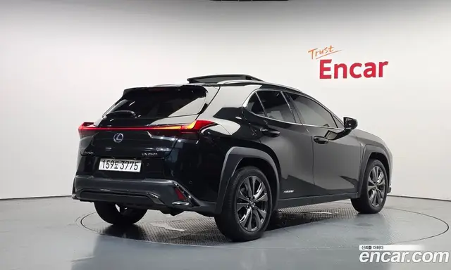 Lexus UX 2020 2.0 автомат (гидро), миниатюра 2 Lexus UX 2020 2.0 автомат (гидро), миниатюра 2