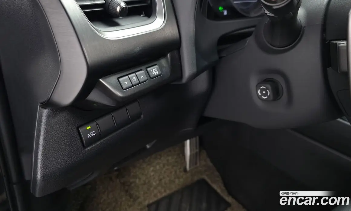 Lexus UX 2020 2.0 автомат (гидро), фото 20 Lexus UX 2020 2.0 автомат (гидро), фото 20