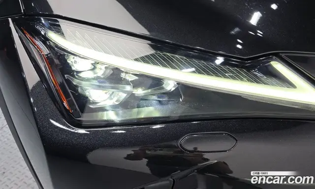 Lexus UX 2020 2.0 автомат (гидро), миниатюра 8 Lexus UX 2020 2.0 автомат (гидро), миниатюра 8
