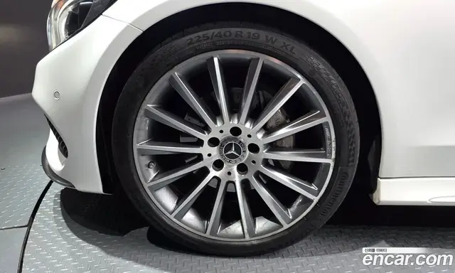 Mercedes-Benz C-Class 2018 2.0 автомат (гидро), миниатюра 5