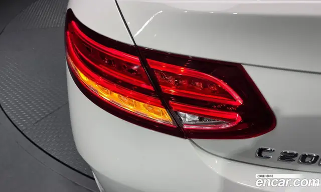 Mercedes-Benz C-Class 2018 2.0 автомат (гидро), миниатюра 9