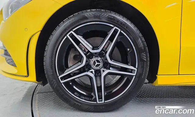 Mercedes-Benz CLA-Class 2022 2.0 автомат (гидро), миниатюра 5 Mercedes-Benz CLA-Class 2022 2.0 автомат (гидро), миниатюра 5
