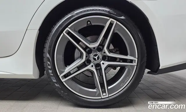 Mercedes-Benz CLS-Class 2022 2.0 автомат (гидро), миниатюра 7