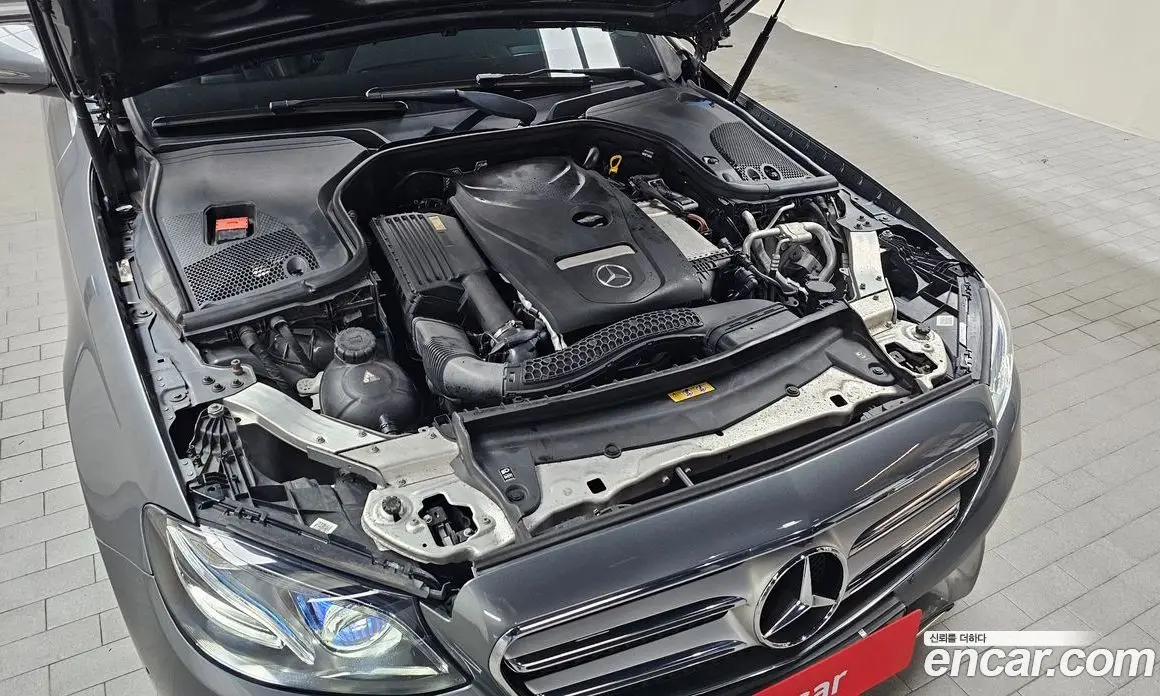 Mercedes-Benz E-Class 2016 2.0 автомат (гидро), фото 5