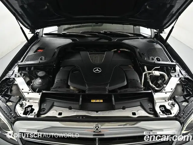 Mercedes-Benz E-Class 2017 3.0 автомат (гидро), миниатюра 6