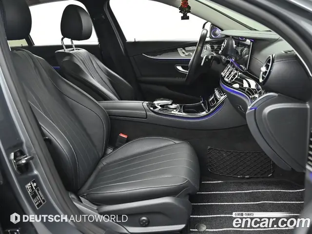 Mercedes-Benz E-Class 2017 3.0 автомат (гидро), миниатюра 9