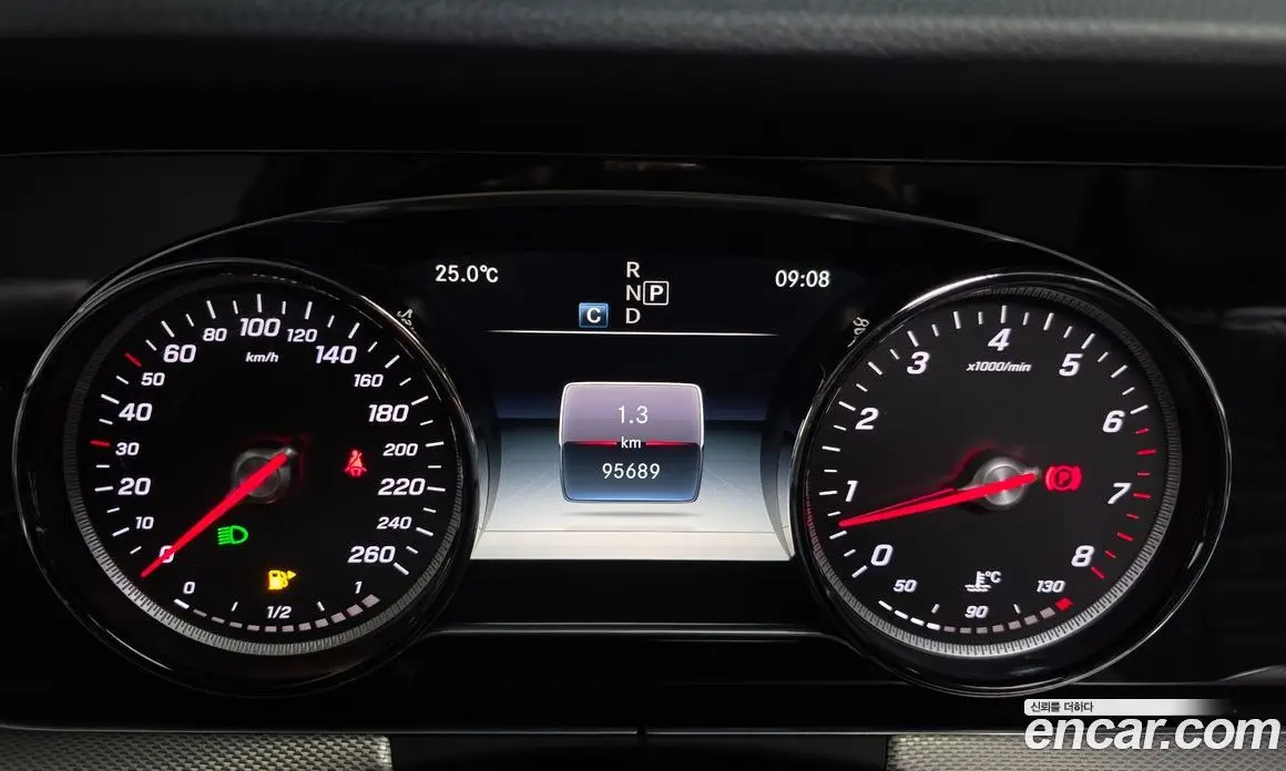 Mercedes-Benz E-Class 2018 2.0 автомат (гидро), фото 11 Mercedes-Benz E-Class 2018 2.0 автомат (гидро), фото 11
