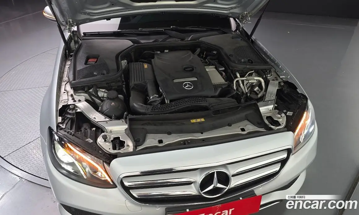 Mercedes-Benz E-Class 2018 2.0 автомат (гидро), фото 6 Mercedes-Benz E-Class 2018 2.0 автомат (гидро), фото 6