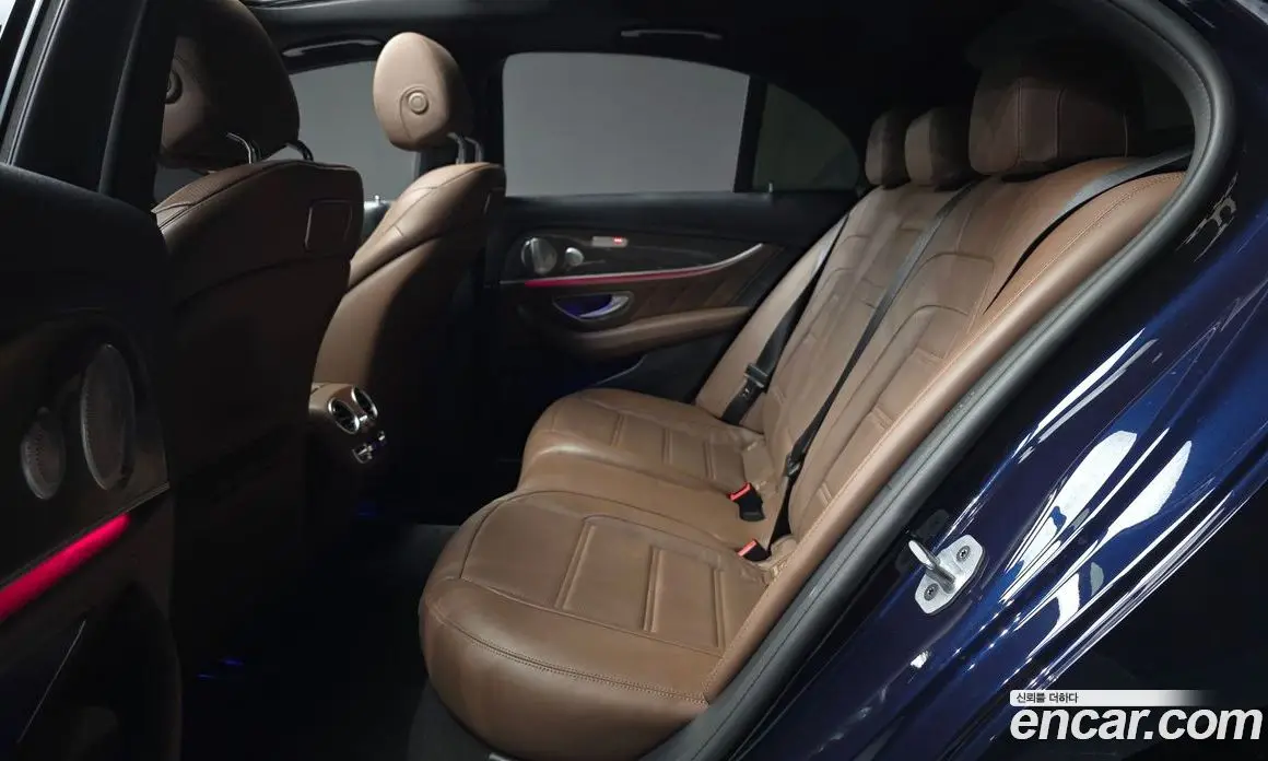 Mercedes-Benz E-Class 2019 3.0 автомат (гидро), фото 16 Mercedes-Benz E-Class 2019 3.0 автомат (гидро), фото 16