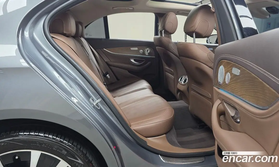 Mercedes-Benz E-Class 2019 2.0 автомат (гидро), фото 17
