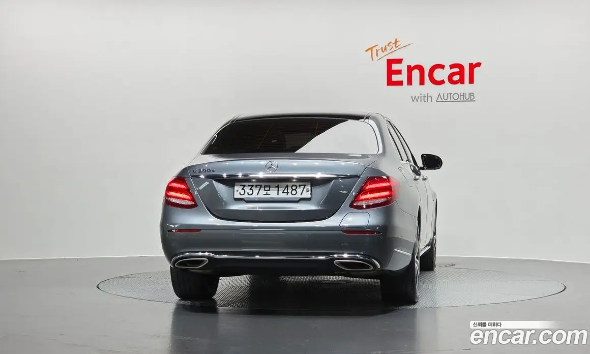 Mercedes-Benz E-Class 2019 2.0 автомат (гидро), фото 4