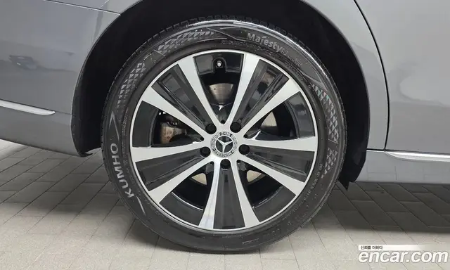 Mercedes-Benz E-Class 2019 2.0 автомат (гидро), миниатюра 5