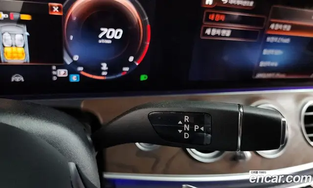 Mercedes-Benz E-Class 2021 2.0 автомат (гидро), миниатюра 12