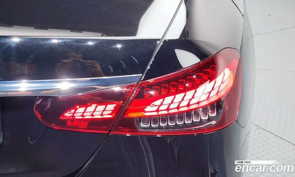 Mercedes-Benz E-Class 2021 2.0 автомат (гидро), фото 9