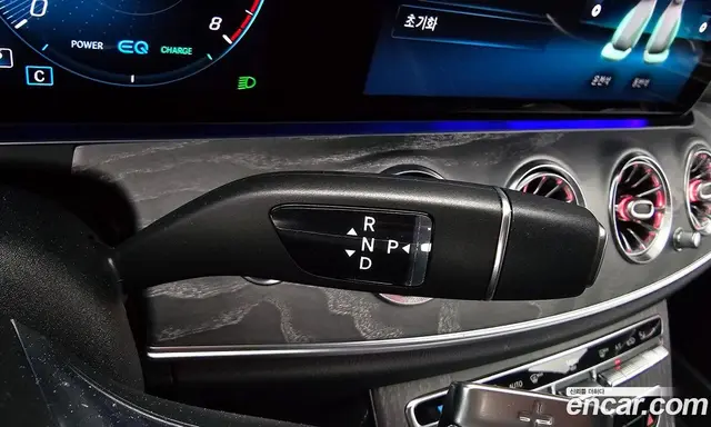 Mercedes-Benz E-Class 2022 2.0 автомат (гидро), миниатюра 12