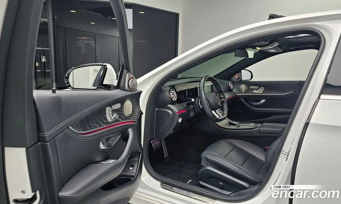 Mercedes-Benz E-Class 2022 2.0 автомат (гидро), фото 13 Mercedes-Benz E-Class 2022 2.0 автомат (гидро), фото 13